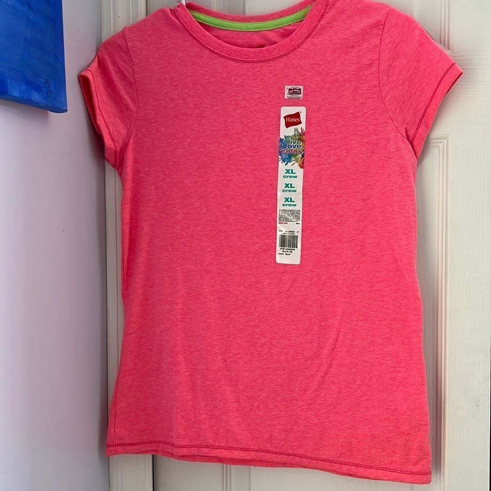 Kids Hanes plain short sleeve shirts (Multiple colors an Sizes Available)